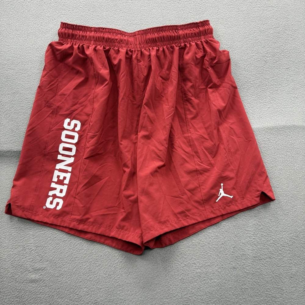 Oklahoma Sooners‎ Shorts Mens 2XL Red NCAA Basketball Jordan Jumpman Logo